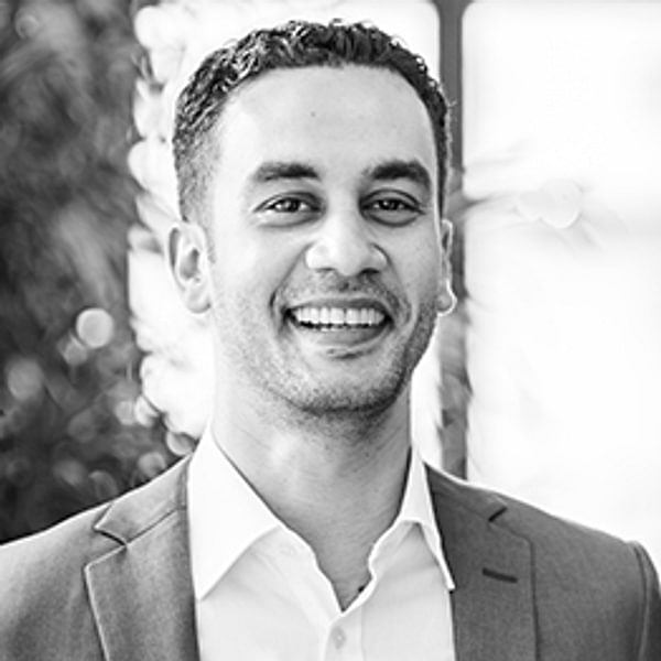 MA headshot bw June2018 nnwebsite